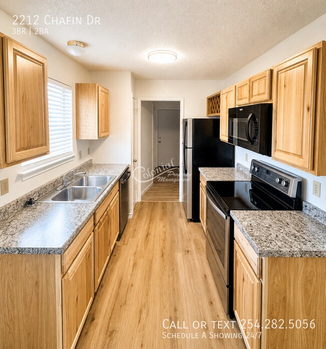 Building Photo - 2212 Chafin Dr