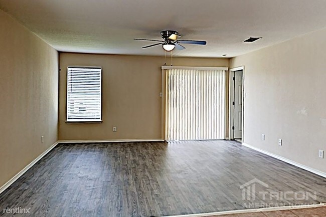 Foto del edificio - 2319 Camberly View