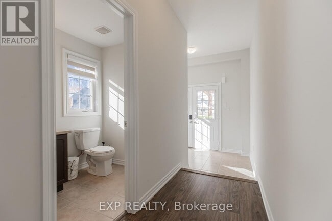 Photo du bâtiment - 380 Beechwood Forest Ln