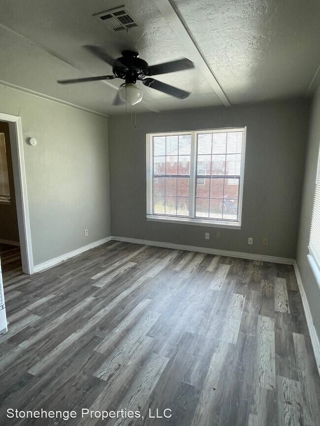 Building Photo - 1 br, 1 bath House - 1102 Arkansas St.