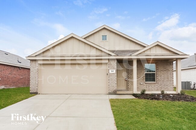 Building Photo - 1141 Crestview Dr