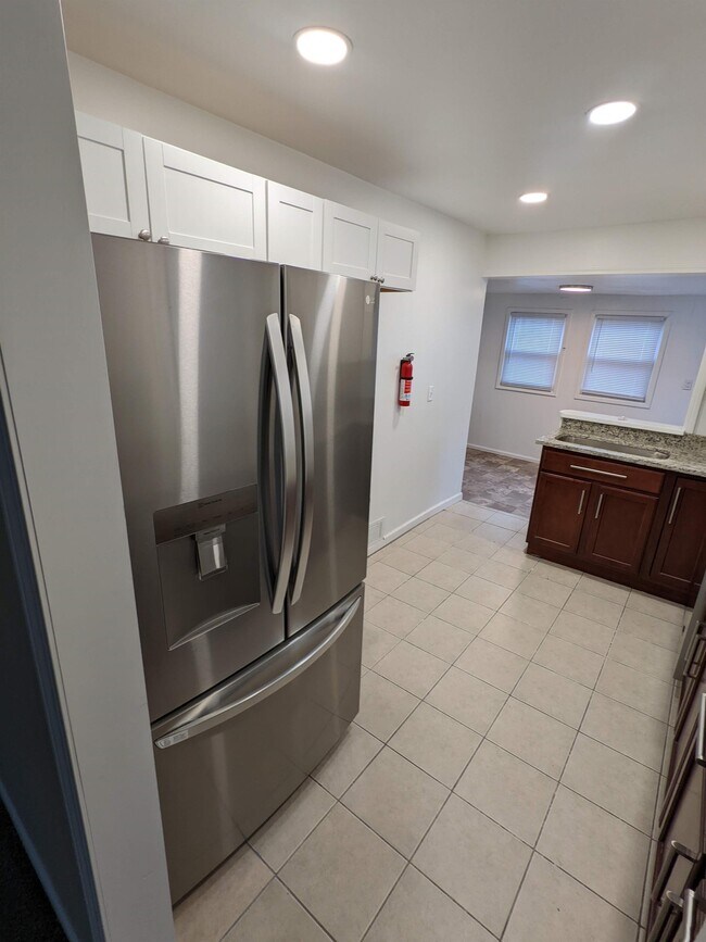 Foto del edificio - 4995 Jackson St