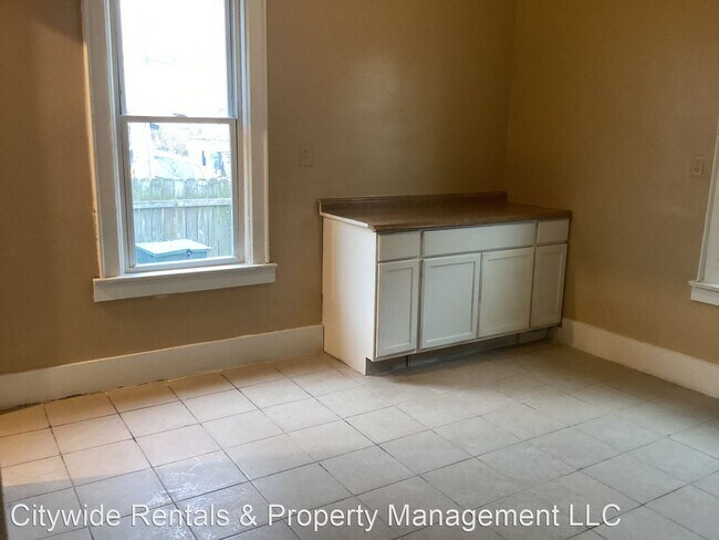 Building Photo - 3 br, 1 bath House - 1238 N. 34th St