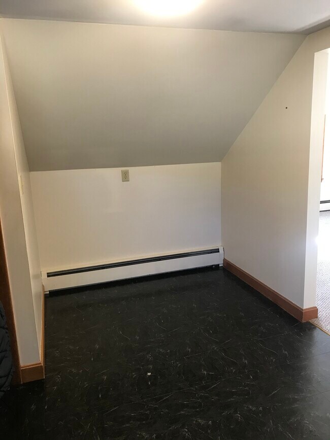 Breakfast Nook - 560 Mammoth Rd