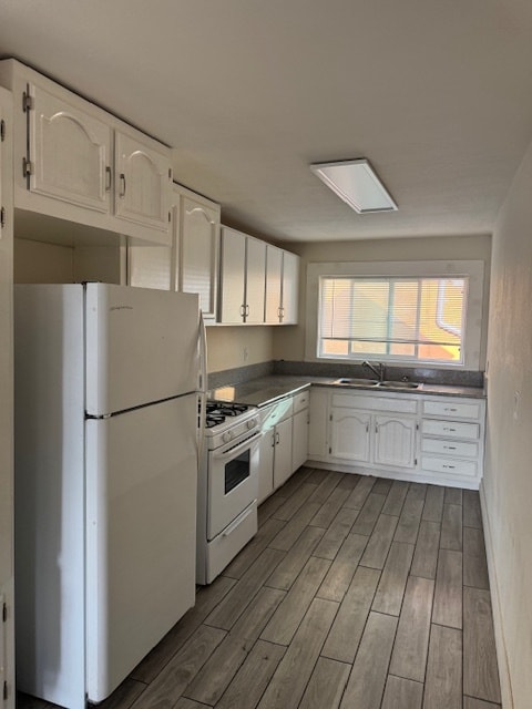 Kitchen - 200 S Vendome St