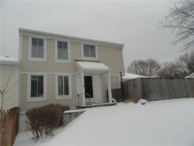 Foto del edificio - 206 Greenway Blvd