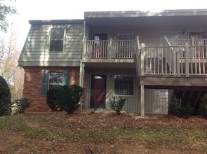 Building Photo - 3826 Country Club Rd