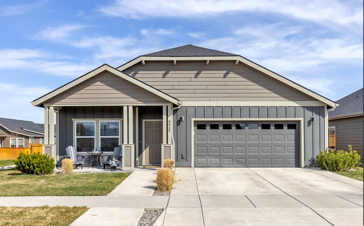 Primary Photo - Beautiful 3 Bedroom Bozeman Home