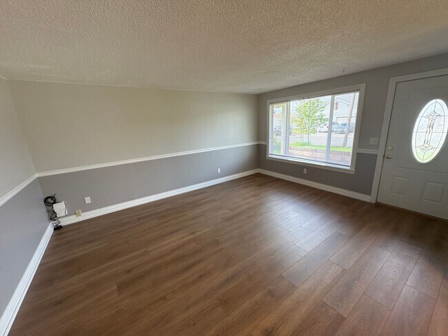 Foto del edificio - Peaceful Albany Home with Private Yard