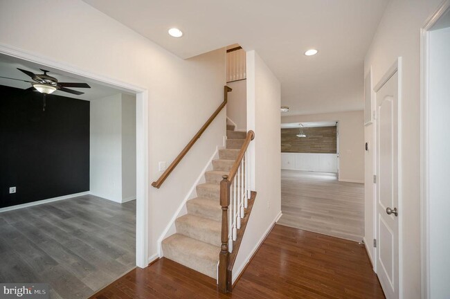 Building Photo - 503 Embrey Mill Rd
