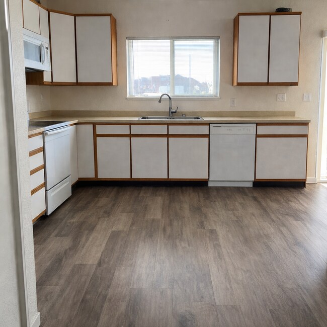 Foto del edificio - 2454 NW 8th St