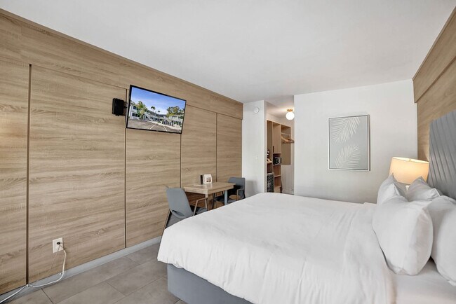 Foto del edificio - 3621 N Ocean Blvd