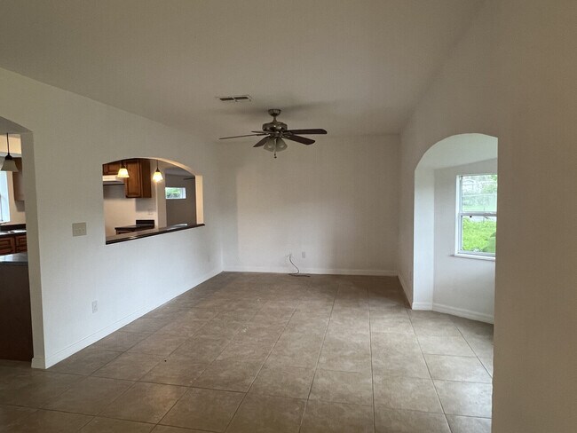 Foto del edificio - 2224 Crosby ST