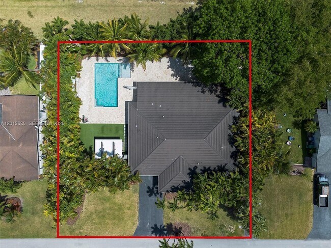 Foto del edificio - 8745 SW 182nd Terrace