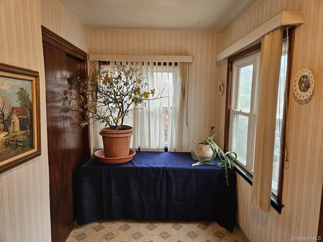 Foto del edificio - 4759 Matilda Ave