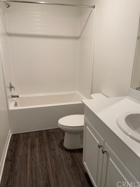 Building Photo - 1721 Flower Ct