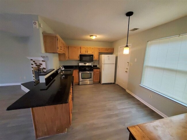 Building Photo - 9547 Daly Dr