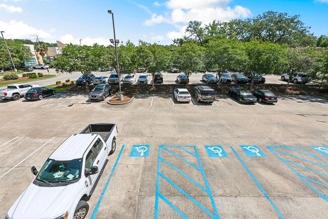 Foto del edificio - Perkins Palms Condominiums – 1 & 2 Bedroom Homes Available Now