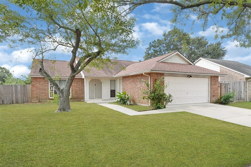 Foto principal - 17303 Nordway Dr