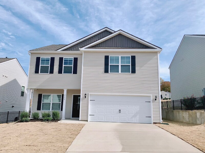 2752 Minuteman Ln, Kimberlin Heights, TN 37920 House Rental in