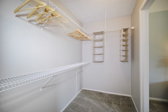 Building Photo - Fairway Trails