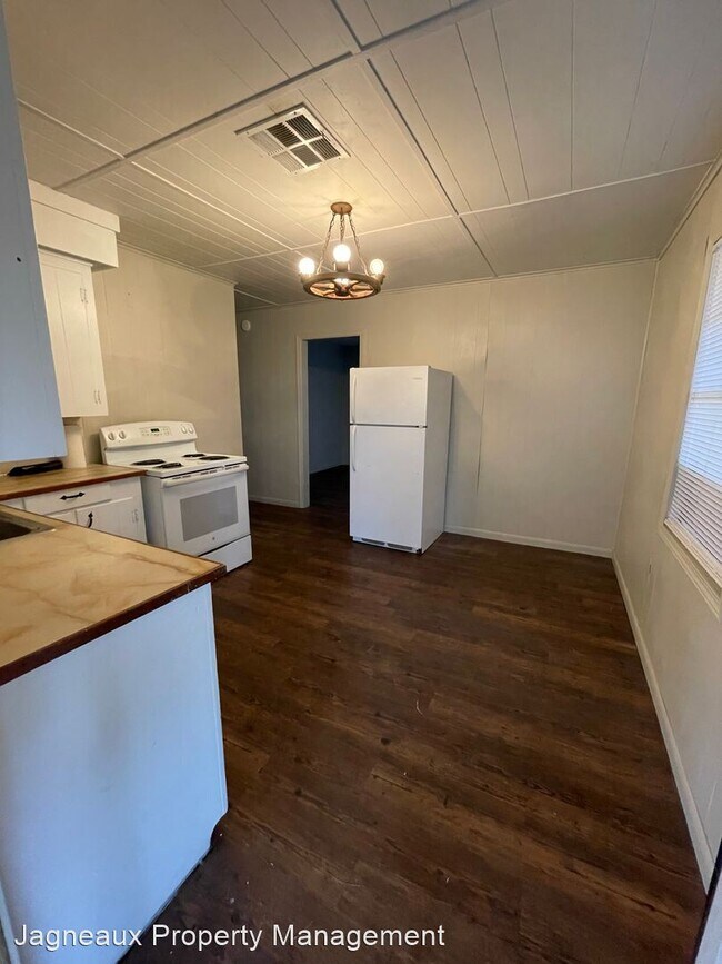 Foto del edificio - 2 br, 1 bath House - 821 Garden Dr