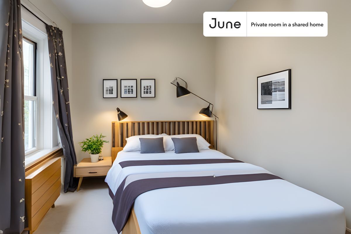 Private bedroom in 3 bed/1 bath Home - Private bedroom in 3 bed/1 bath Home