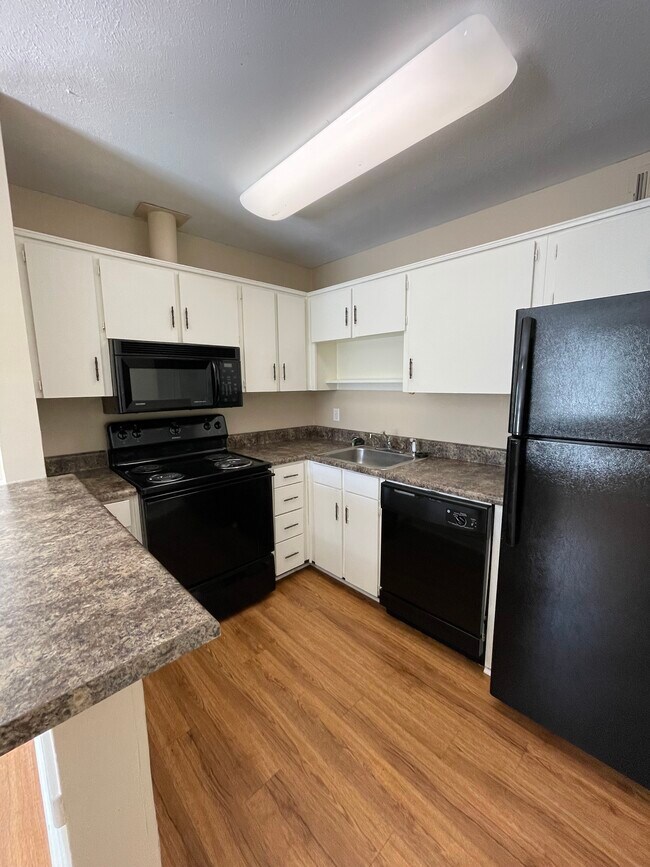 Cocina - 1934 Wildwood Ave
