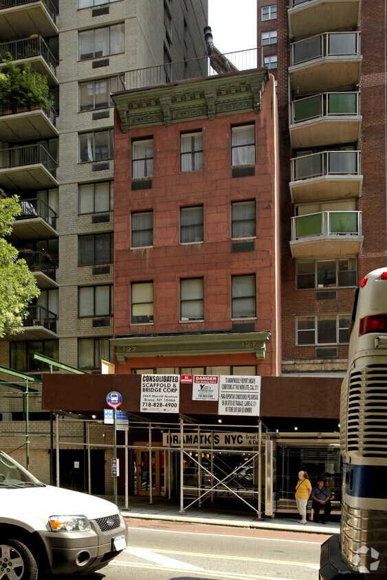 Building Photo - 127 E 34th St