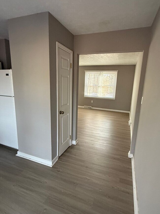 Foto del edificio - 1416 Meadow Ave