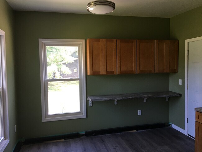 Building Photo - 5902 Tonawanda Creek Rd