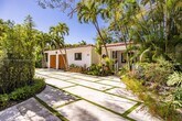 Foto principal - 1347 Bird Rd