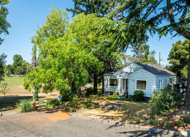 Building Photo - 3915 N 8th St