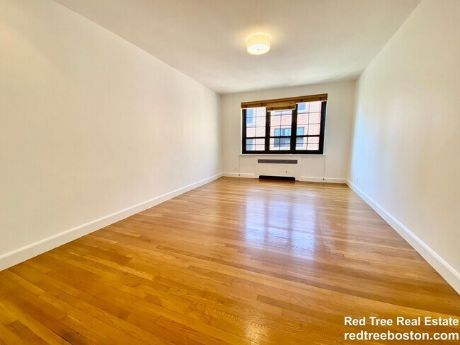 Foto del edificio - 327 Tappan St