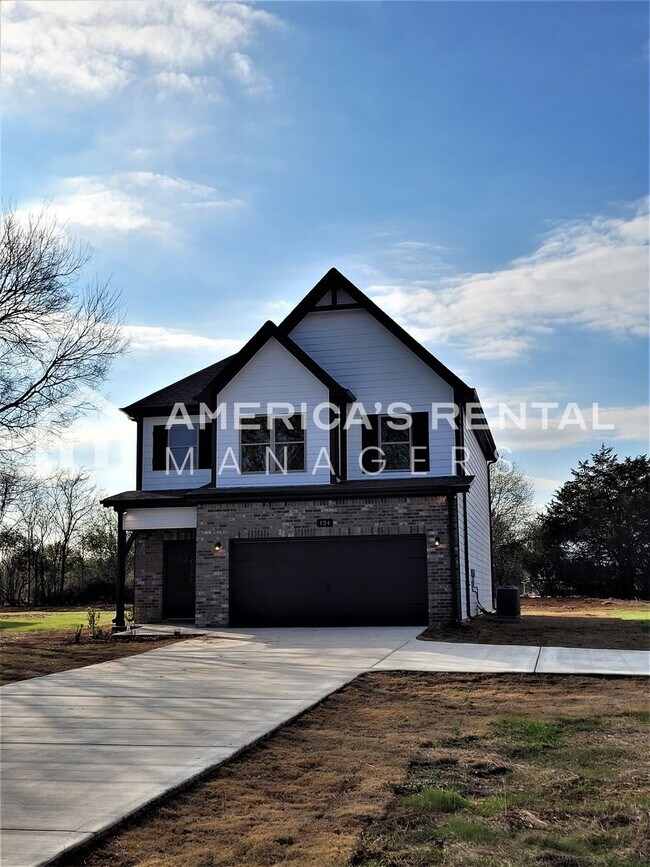 Foto del edificio - Home for Rent in Hazel Green, AL!!!  Sign ...