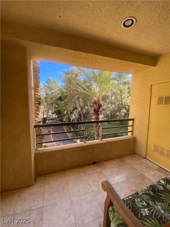 Building Photo - 230 E Flamingo Rd