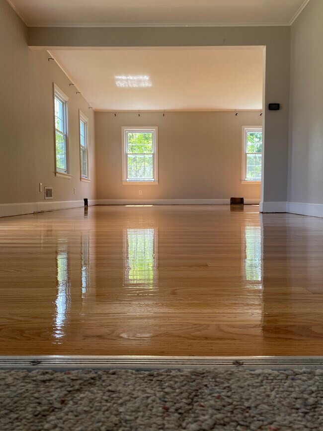 Foto del edificio - 364 S Manning Blvd