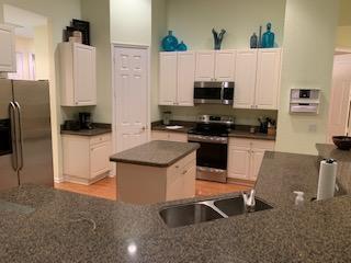 Foto del edificio - 4564 SW La Paloma Dr
