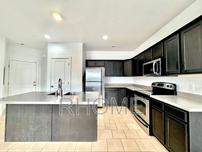 Photo - 10384 S Clarks Hill Dr Townhome