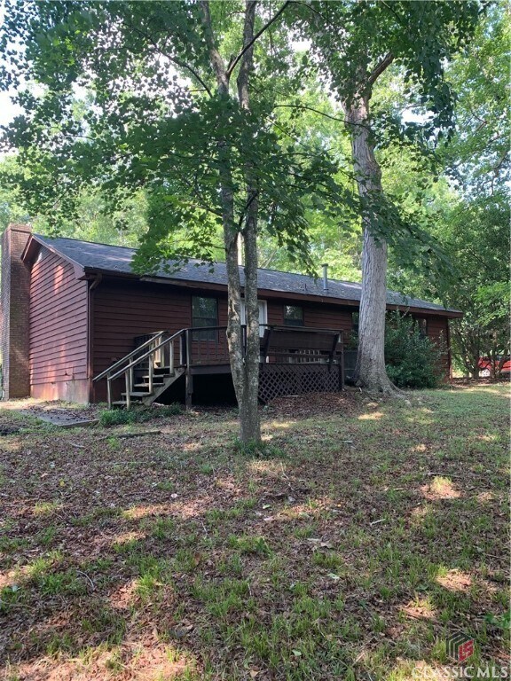 Building Photo - 635 Vincent Dr