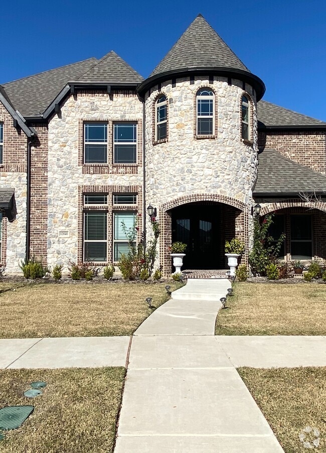 Building Photo - 12840 Platt Dr