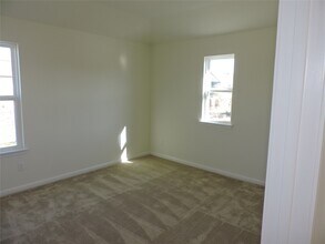 Building Photo - 1122 Epworth Ct.