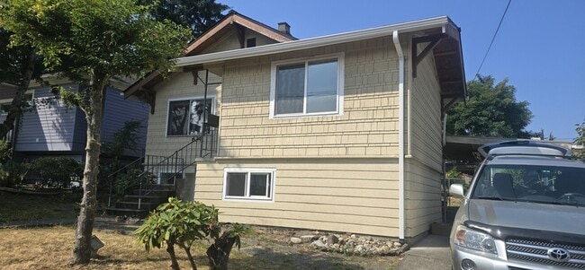 Building Photo - 6341 4th Ave NE
