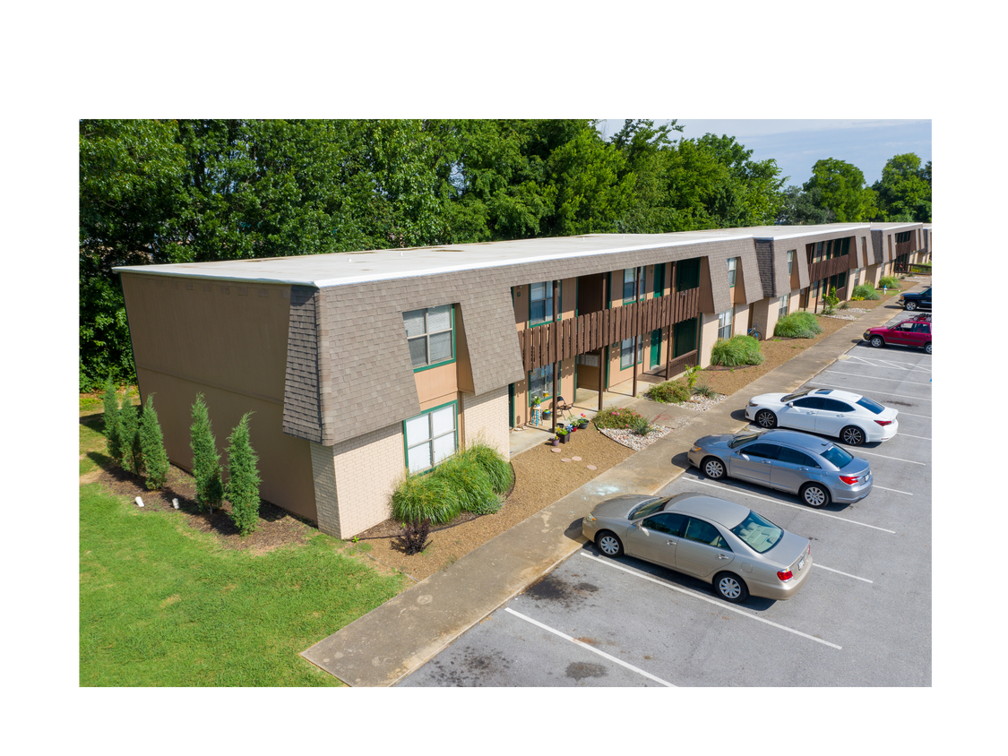 Primary Photo - Arbors Apartments