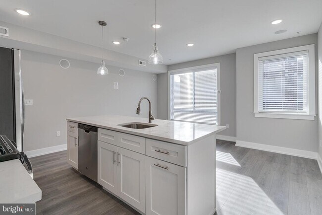 Foto del edificio - 1517 N Stillman St