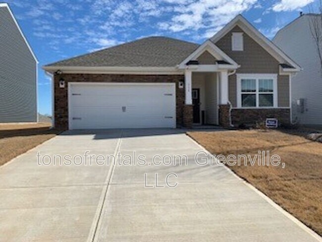 Foto del edificio - 938 Pineland Dr