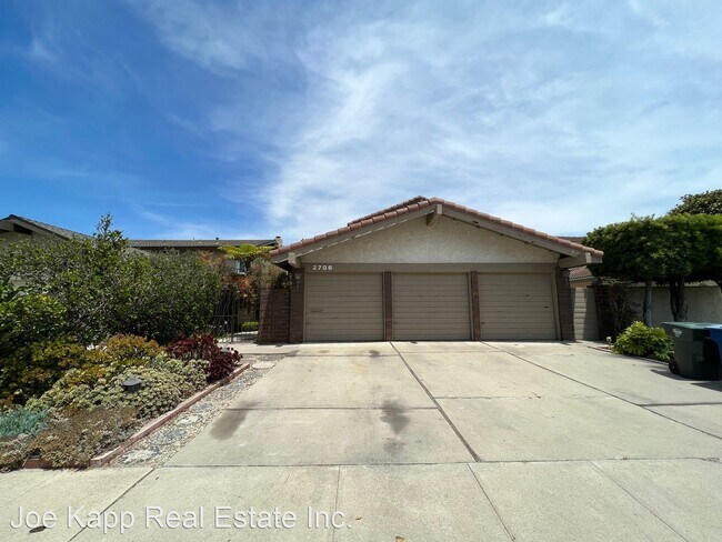 Building Photo - 4 br, 3 bath House - 2706 Bayshore Avenue