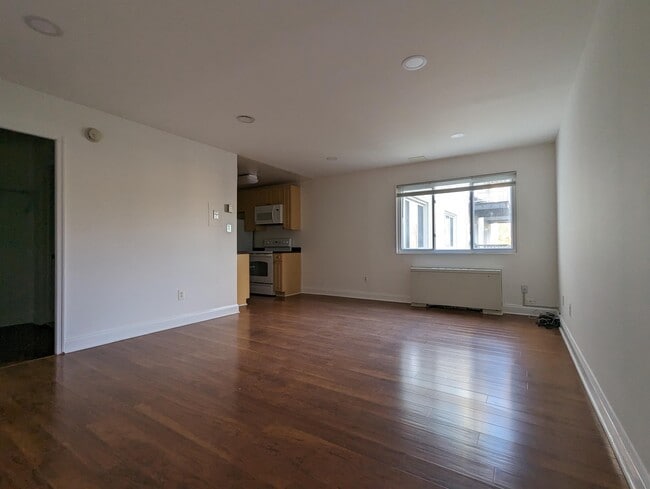 Building Photo - 5601 Parker House Terrace