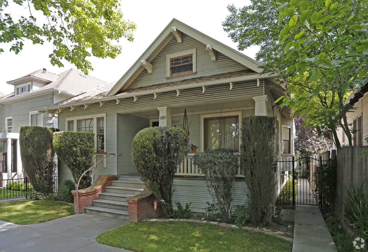 Building Photo - 2623 H St
