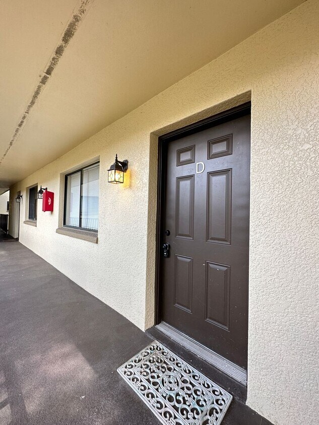 Foto principal - 11722 Raintree Lake Ln